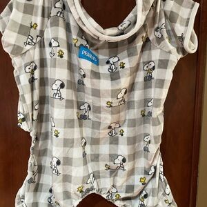 Peanuts Snoopy Gray Checkered Dog Outfit